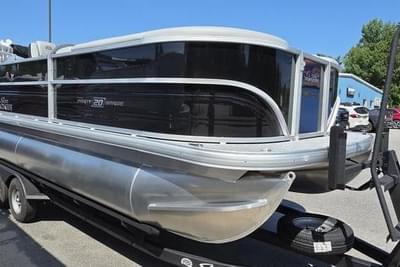 BOATZON | Sun Tracker PB 20 DLX 2026