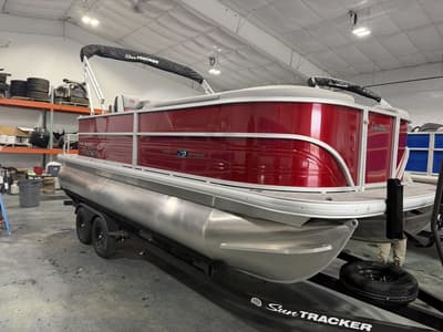BOATZON | Sun Tracker PB 20 DLX 2027
