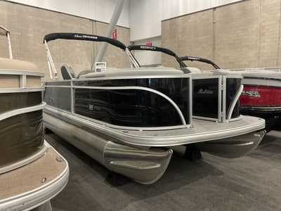 BOATZON | Sun Tracker PB 22 RF 2026