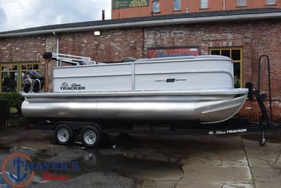 BOATZON | Sun Tracker PB20 2026