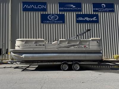 BOATZON | Sun Tracker Regency Party Barge 22 2006 BOATZON | Sun Tracker Regency Party Barge 22 2006