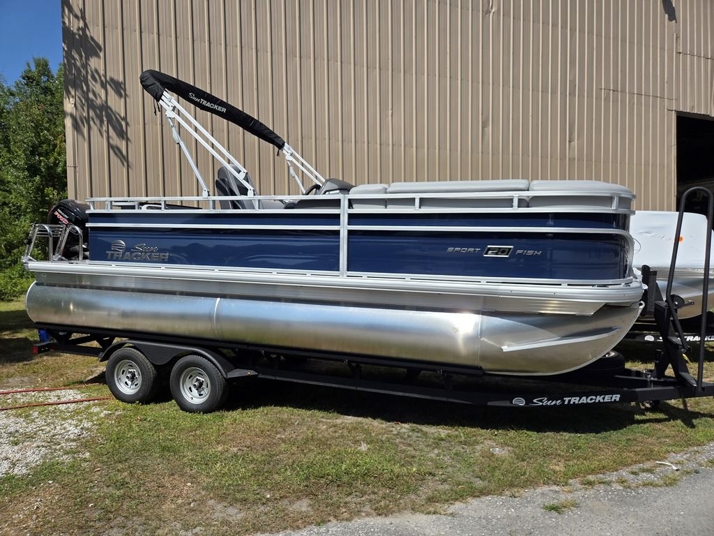 2026 Sun Tracker SF 20 DLX - Sold Boat