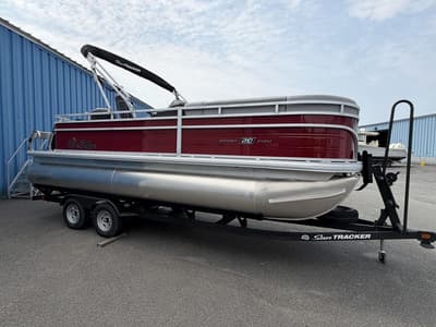 BOATZON | Sun Tracker SF 20 DLX 2026