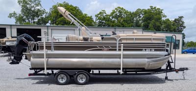 BOATZON | Sun Tracker Sportfish 20 2023