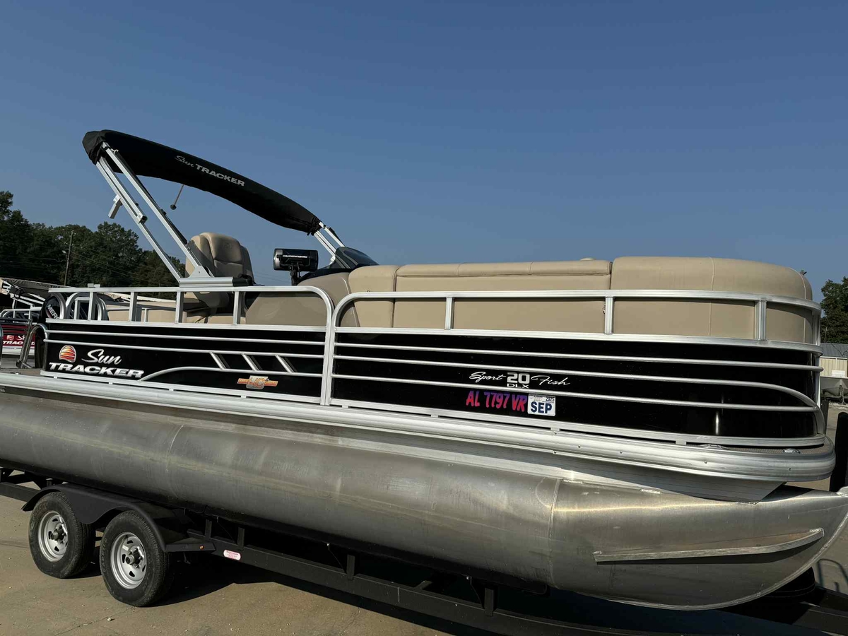 2023 Sun Tracker Sun Tracker SPORTFISH 20 DLX 2023 - Sold Boat