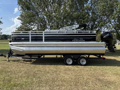 BOATZON | Sun Tracker Sportfish 20 DLX 2026