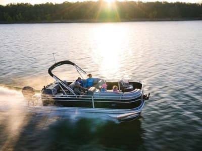 BOATZON | Sun Tracker SportFish 20 DLX 2026