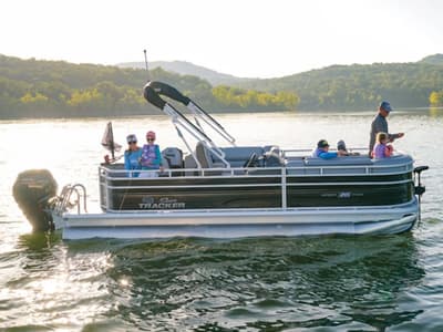 BOATZON | Sun Tracker SPORTFISH 20 DLX 2027