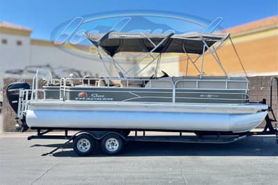 BOATZON | Sun Tracker SportFish 22 DLX 2018