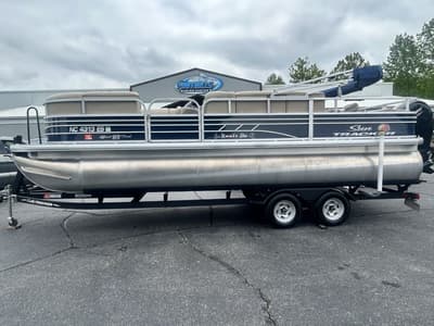 BOATZON | Sun Tracker Sportfish 22 DLX 2021