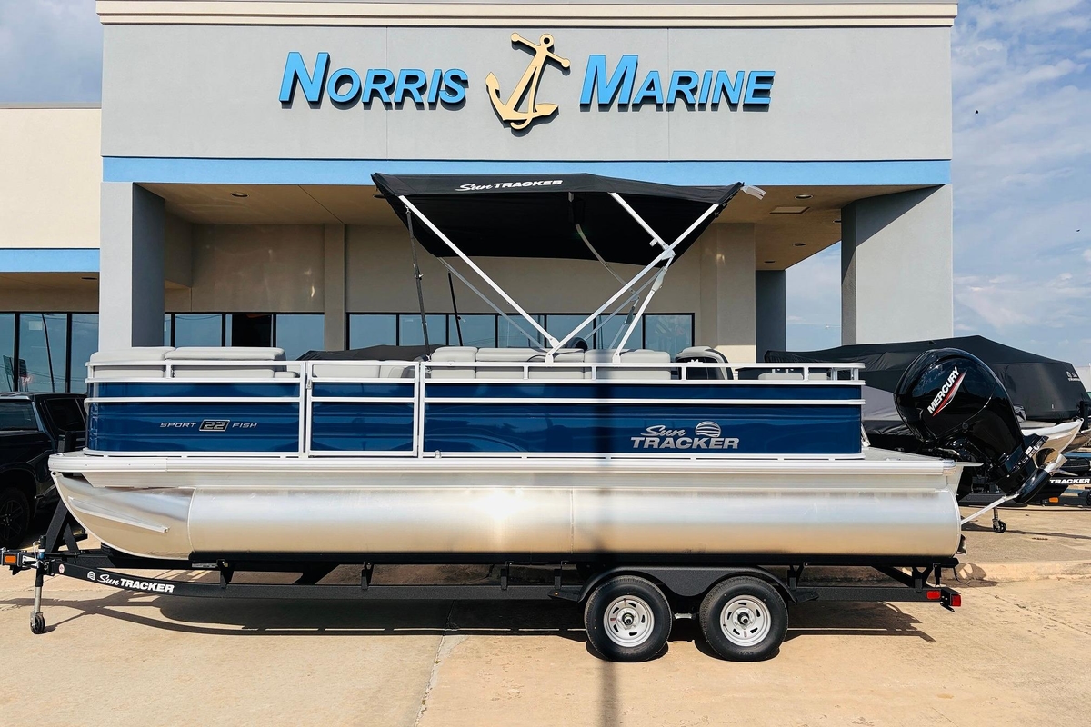 2026 Sun Tracker SportFish 22 DLX - Sold Boat