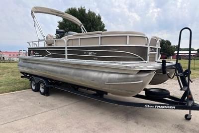 BOATZON | Sun Tracker SportFish 22 XP3 2018