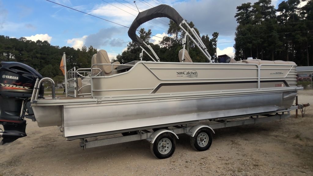 2018 SunCatcher Elite 326 SE - Sold Boat
