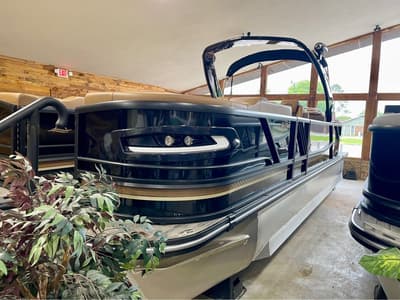 BOATZON | SunCatcher Elite 326RC 2026