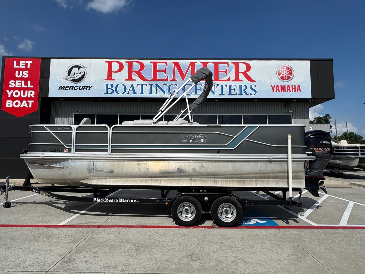 2021 SunCatcher FUSION 322FS - Sold Boat