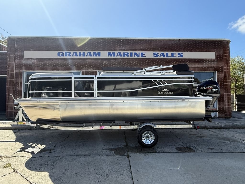 2025 SunCatcher Select 20C - Sold Boat