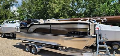 BOATZON | SunCatcher Select 324 SS 2024 BOATZON | SunCatcher Select 324 SS 2024