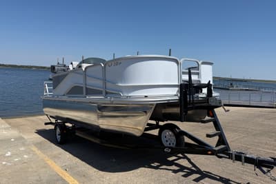 BOATZON | SunCatcher V18 Fish 2020