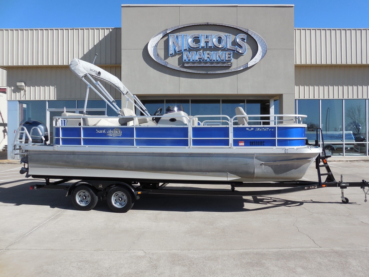 2015 SunCatcher V322FC - Sold Boat