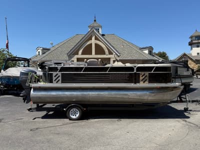 BOATZON | SunChaser 8520 40 RE 2013