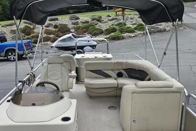 BOATZON | SunChaser Classic Fish 8522 4PT 2014 BOATZON | SunChaser Classic Fish 8522 4PT 2014