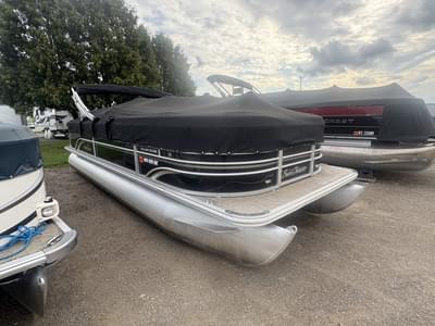 BOATZON | SunChaser Classic Fish 8522 DLX 2017 BOATZON | SunChaser Classic Fish 8522 DLX 2017