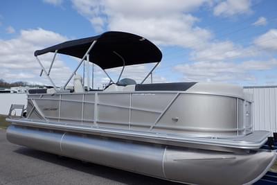 BOATZON | SunChaser Geneva Cruise 22 LR DH 2024