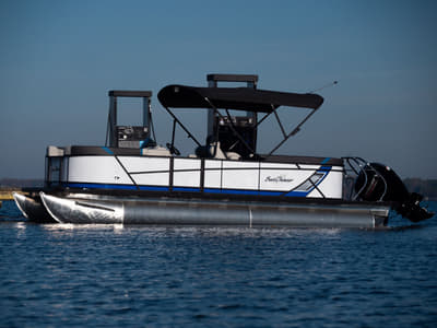 BOATZON | SunChaser Geneva Sport 23 LR PSB 2025