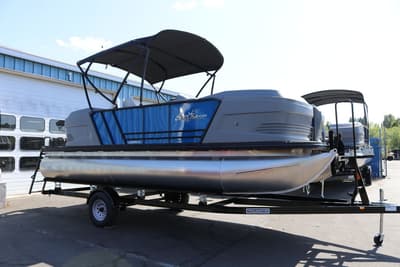 BOATZON | SunChaser Lucerne 20 LR DH 2025 BOATZON | SunChaser Lucerne 20 LR DH 2025