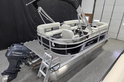BOATZON | SunChaser Vista 16 LR 2023