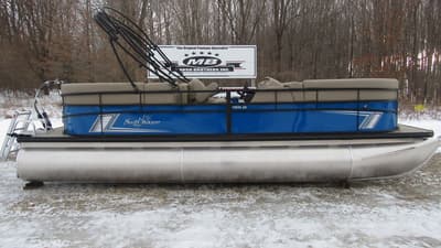 BOATZON | SunChaser Vista 22 LRDH 2026