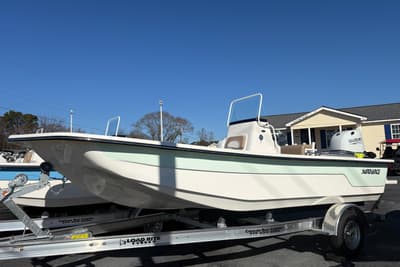 BOATZON | Sundance B20CCR 2026