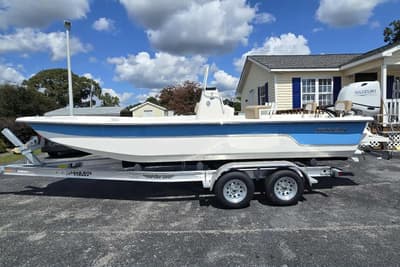 BOATZON | Sundance B22CCR 2026