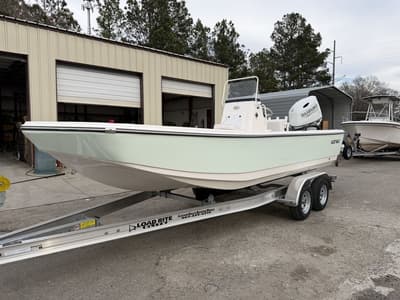 BOATZON | Sundance DX22 HPX 2026