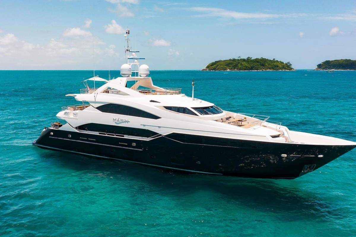2014 Sunseeker 131 Yacht - Sold Boat