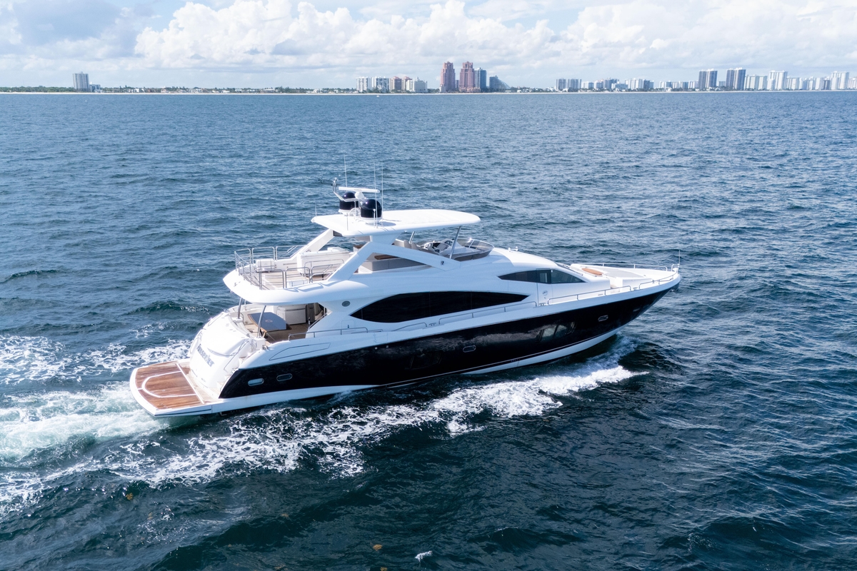 2012 Sunseeker 88 Yacht - Sold Boat