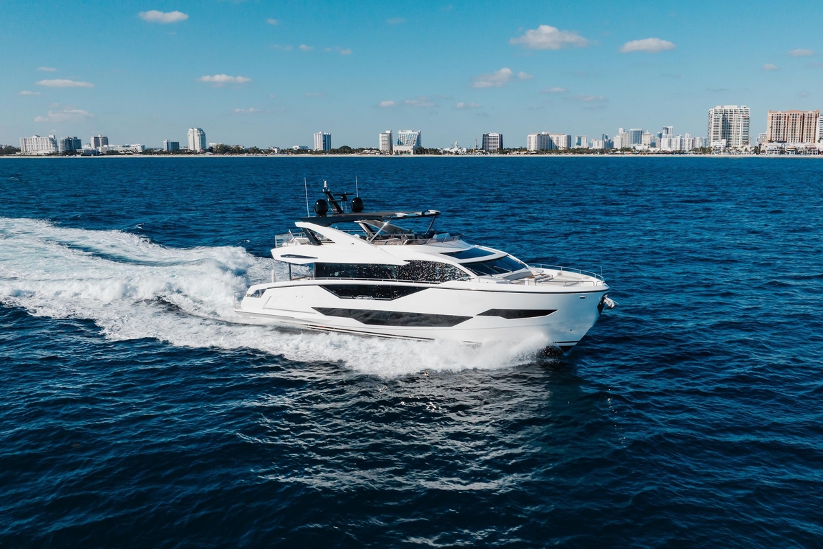 2023 Sunseeker 90 Ocean - Sold Boat
