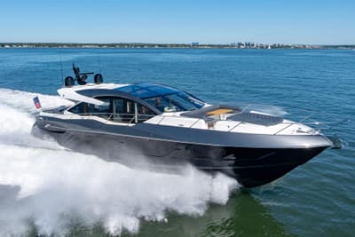 BOATZON | Sunseeker Predator 74 2020