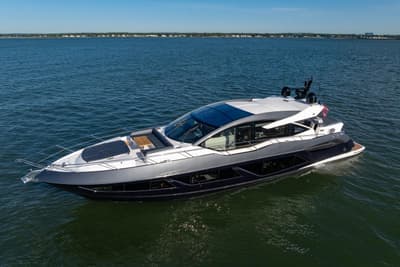 BOATZON | Sunseeker Predator 74 2020
