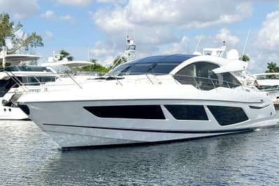 BOATZON | Sunseeker Predator 74 XPS 2020