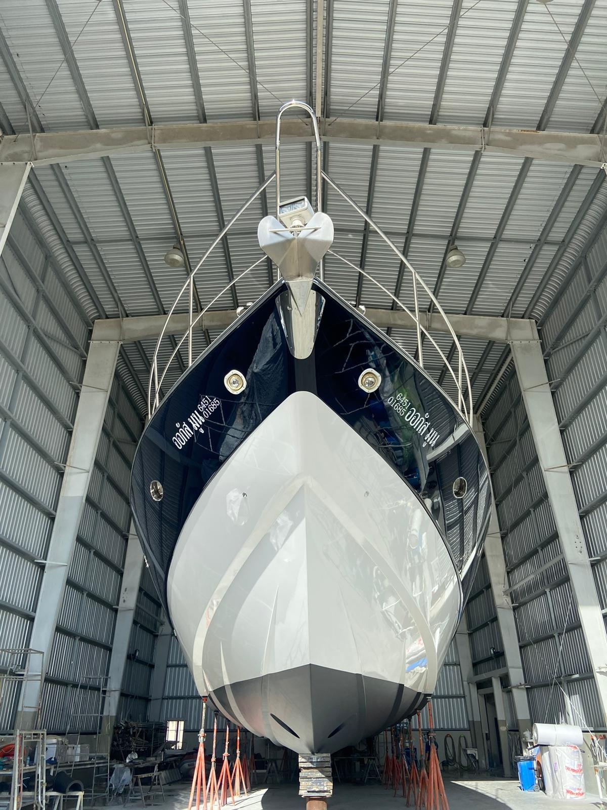 2000 Sunseeker Predator 80 - Sold Boat