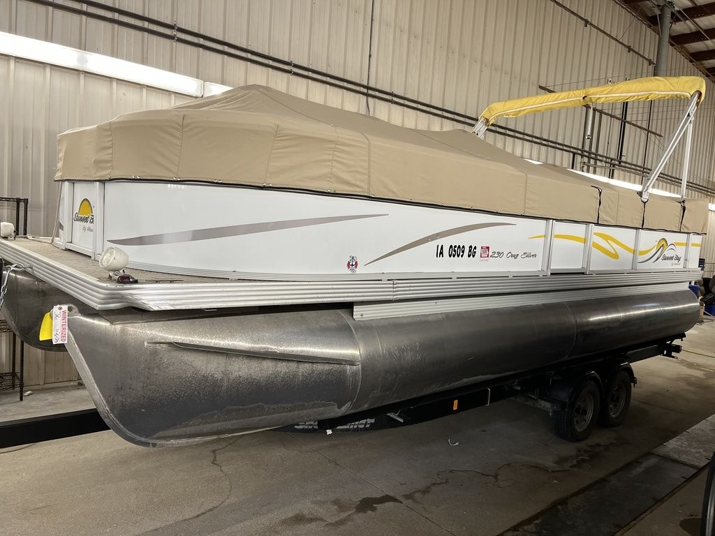 2008 Sunset Bay 230 Cruz Silver - Sold Boat