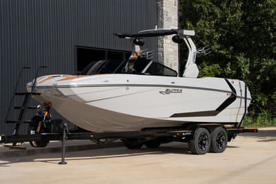 BOATZON | SUPRA R245 450 2027