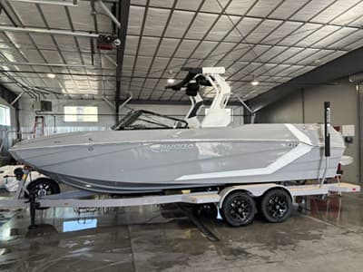 BOATZON | SUPRA R245 575 2027