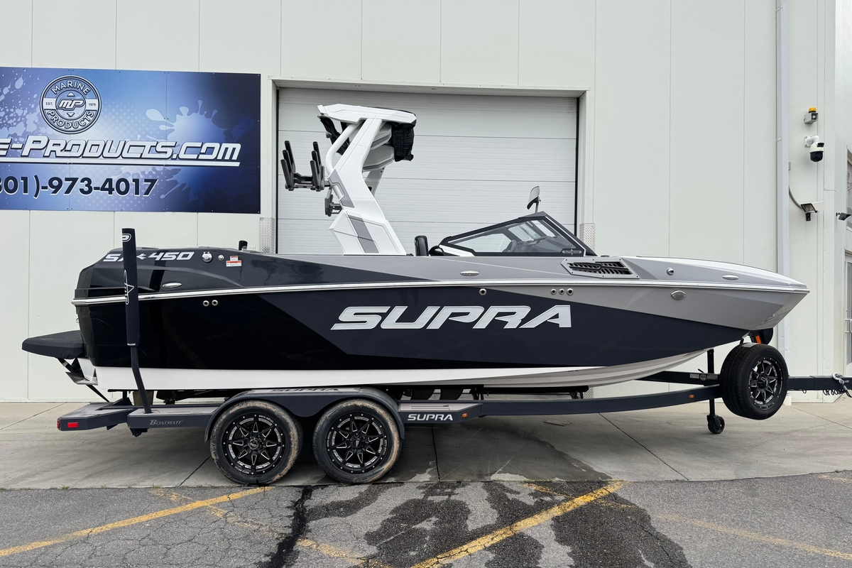 2024 Supra SA 450 - Sold Boat