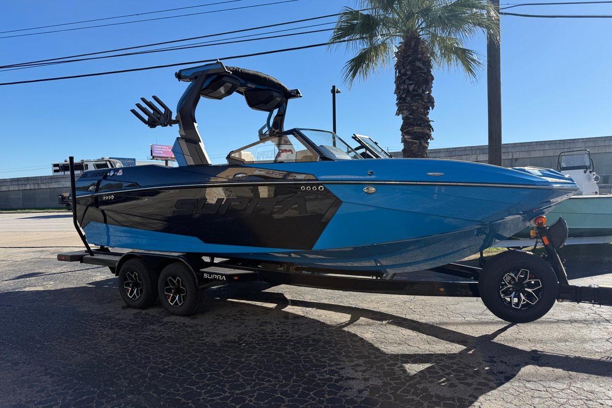 2026 Supra SL 550 - Sold Boat