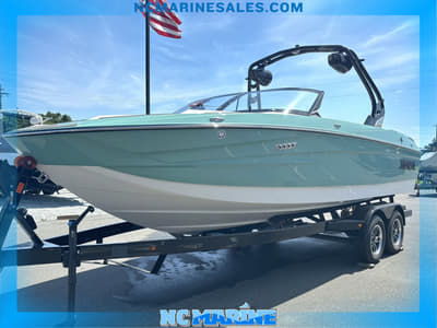 BOATZON | Supreme Boats S220 2025