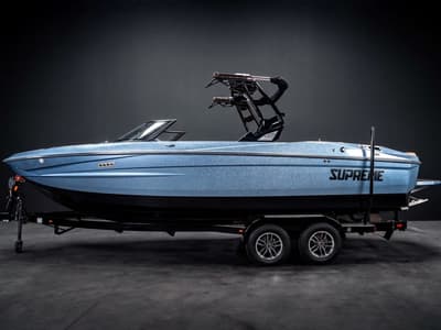 BOATZON | Supreme Boats S240 2026