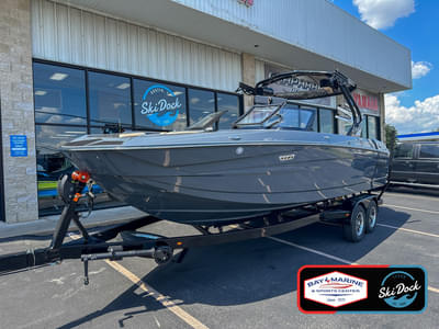 BOATZON | Supreme Boats S240 2026
