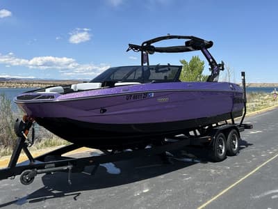 BOATZON | Supreme S220 2024